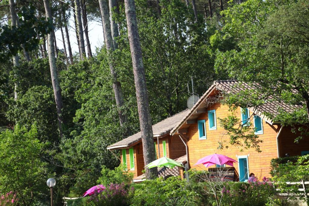 Village Nature Et Ocean A Cote De La Plage Avec Piscine Et Jacuzzi Messanges  Dış mekan fotoğraf
